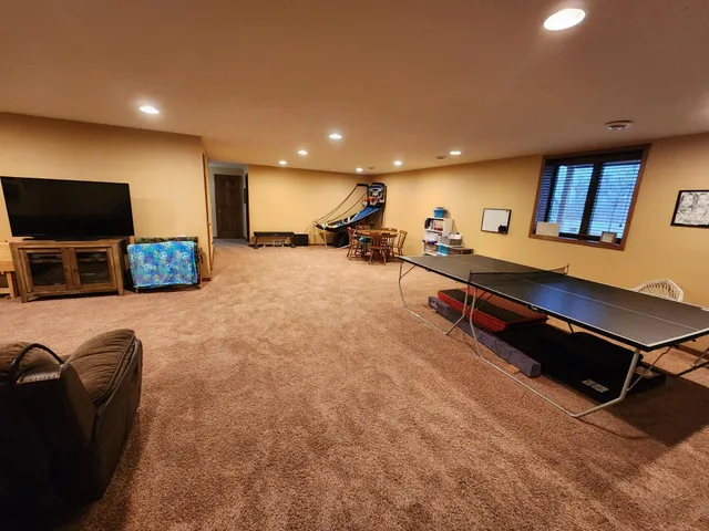 $439,900 | 804 9th Street Northeast, Pipestone, MN 56164