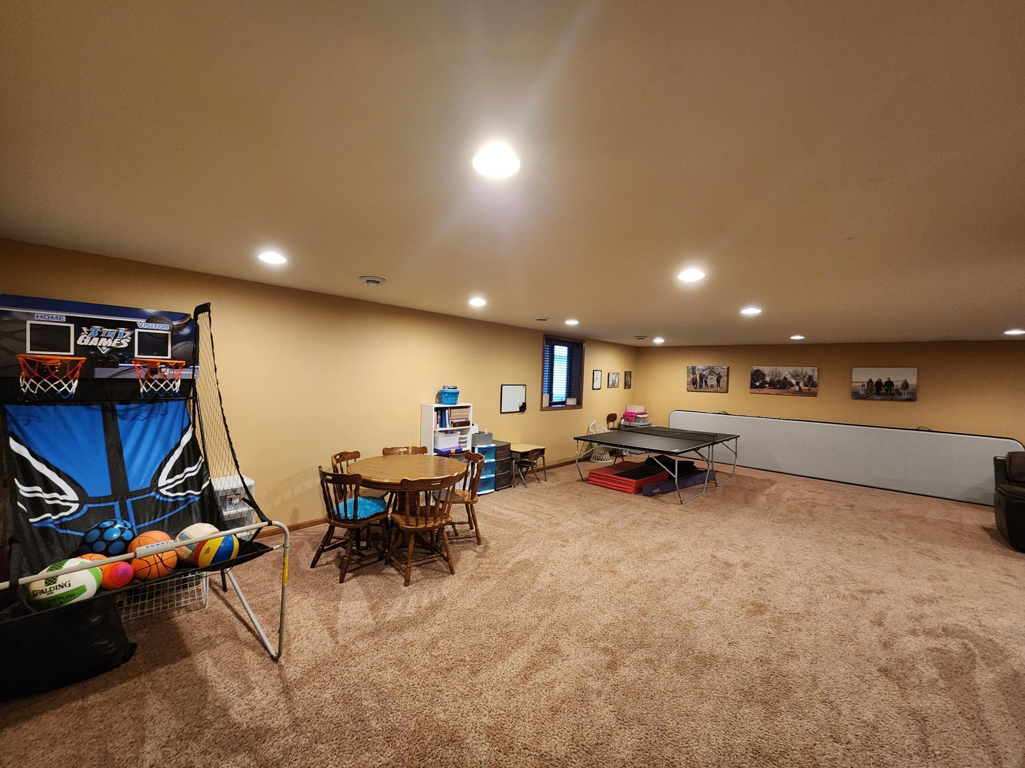 804 9th Street Northeast Pipestone, MN 56164 - Photo 30 of 41