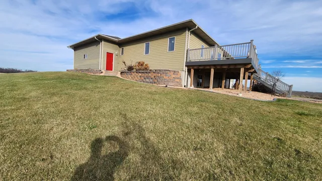 $439,900 | 804 9th Street Northeast, Pipestone, MN 56164