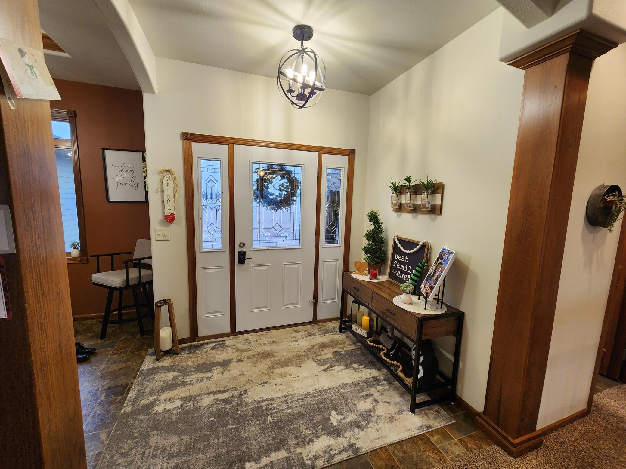 804 9th Street Northeast Pipestone, MN 56164 - Photo 7 of 41