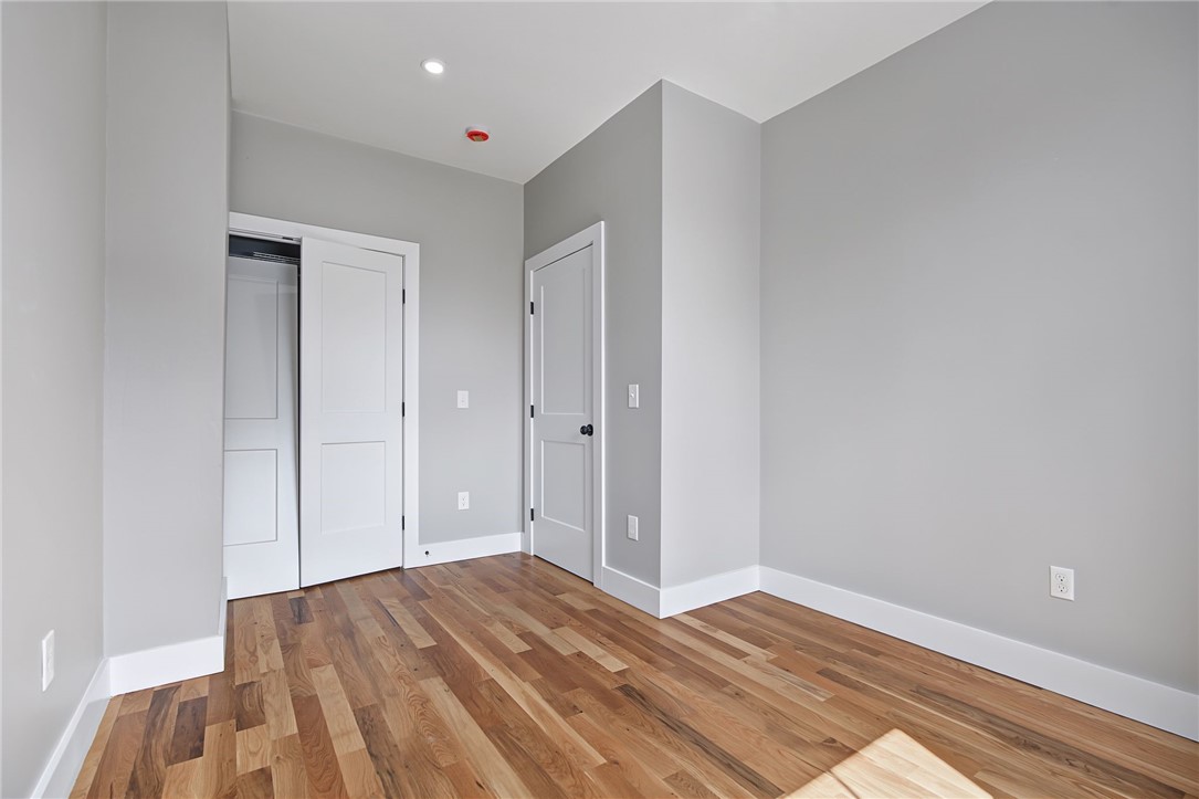 4 Rounds Avenue East Providence, RI 02915 - Photo 25 of 32 Gallery Image 25