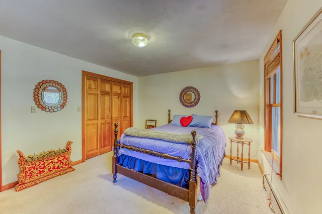 $749,000 | 637 Wallace Hill Road, Franconia, NH 03580