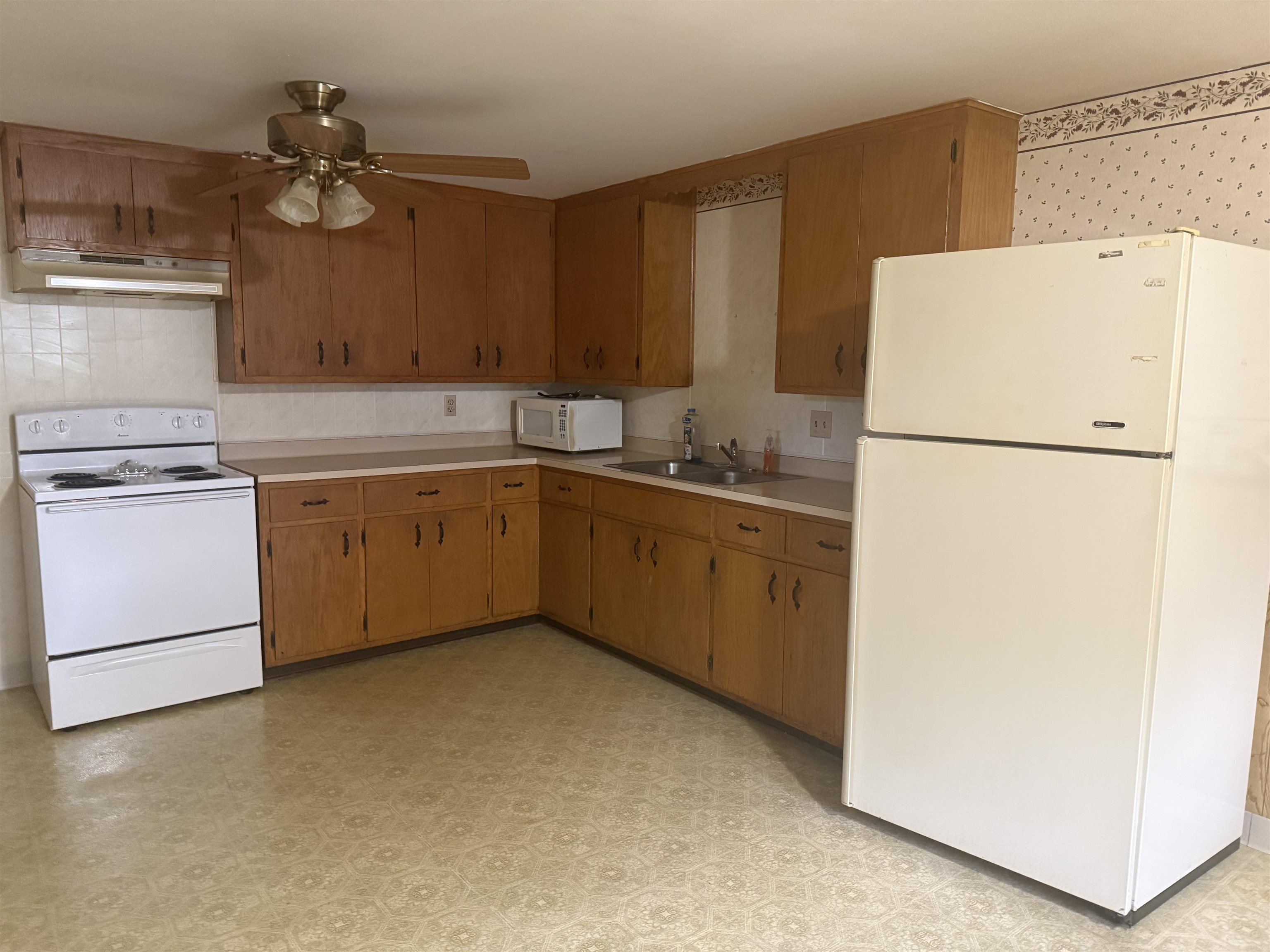 3028-3030 Springfield Road Cross Plains, WI 53528 - Photo 38 of 44 Gallery Image 38