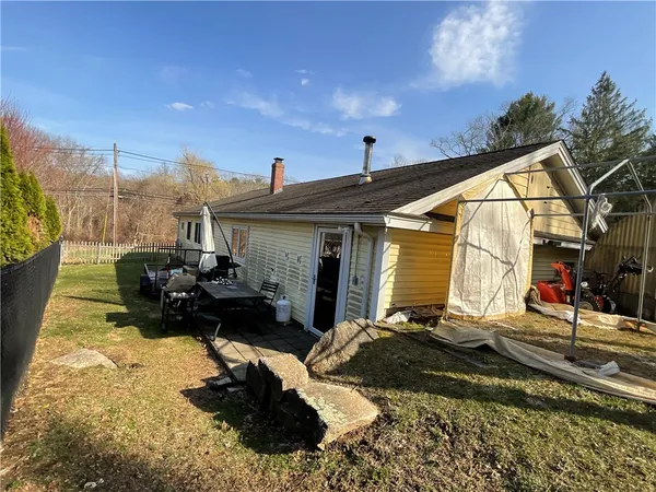 $419,900 | 1567 Plainfield Pike, Scituate, RI 02815