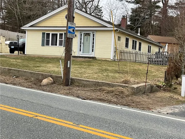 $419,900 | 1567 Plainfield Pike, Scituate, RI 02815