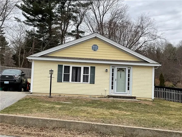 $419,900 | 1567 Plainfield Pike, Scituate, RI 02815