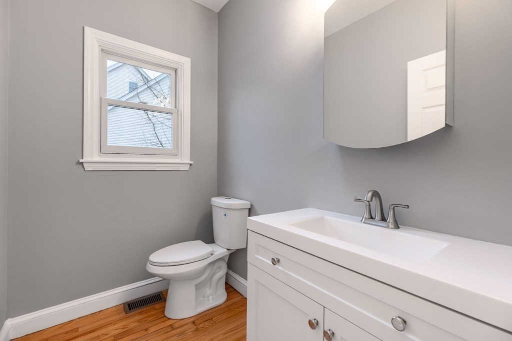 9 Tea Party Way Malden, MA 02148 - Photo 12 of 30