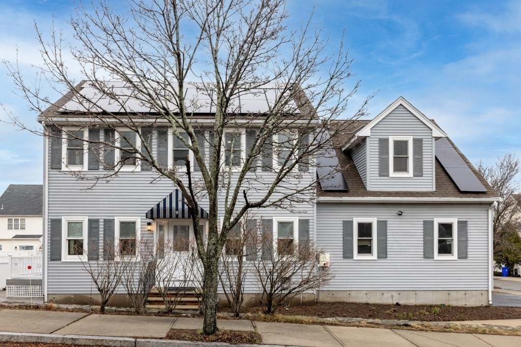 9 Tea Party Way Malden, MA 02148 - Photo 2 of 30