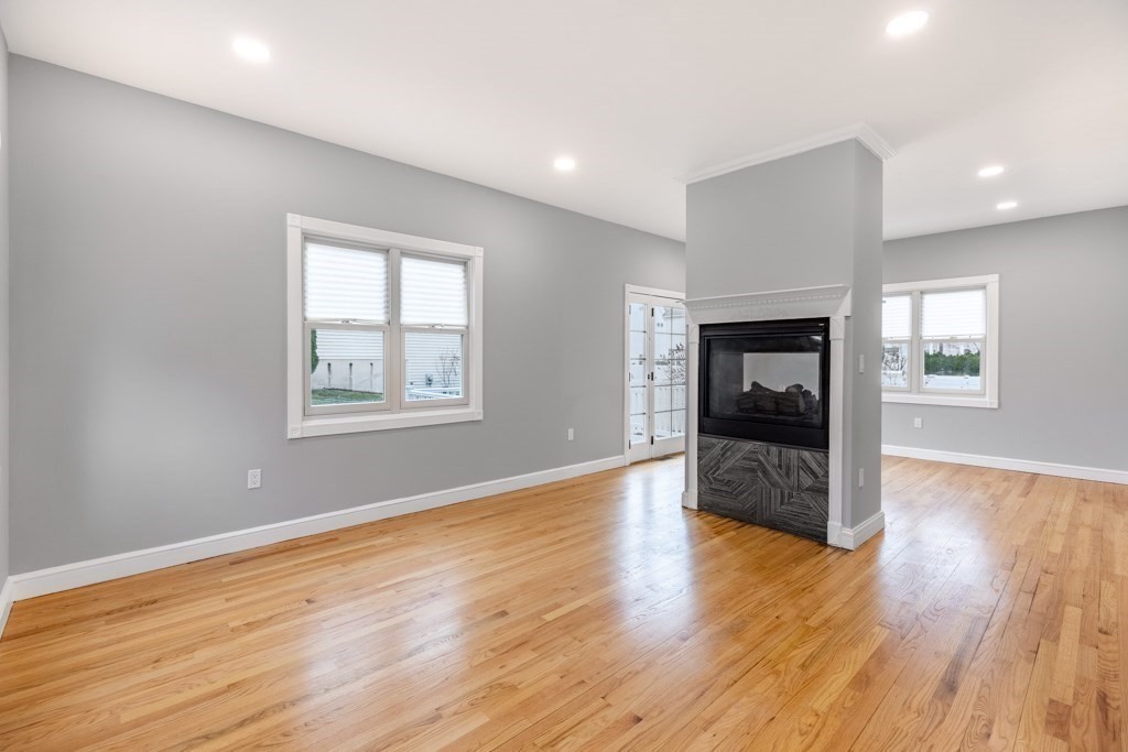 9 Tea Party Way Malden, MA 02148 - Photo 6 of 30