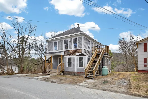 $260,000 | 126 West Lafayette Street, Claremont, NH 03743