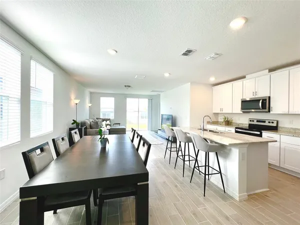 $2,200 | 1462 Sea Glass Road, Haines City, FL 33844