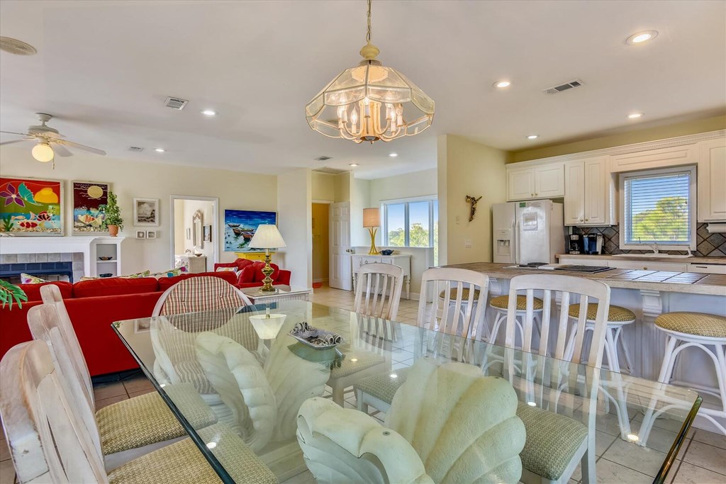1964 Nautilus Road Eastpoint, FL 32328 - Photo 5 of 60