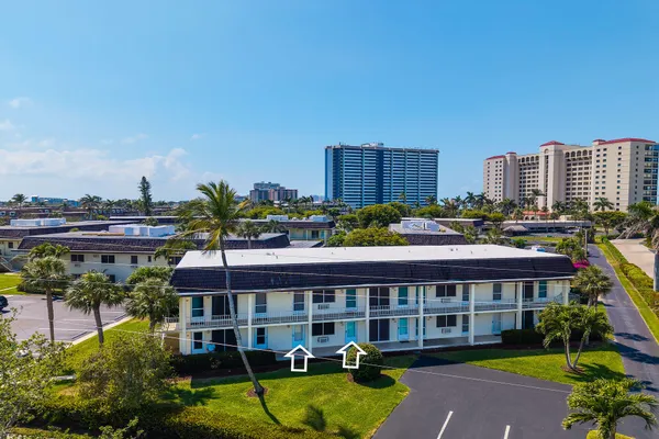$219,000 | 130 North Collier Boulevard, Unit G2, Marco Island, FL 34145