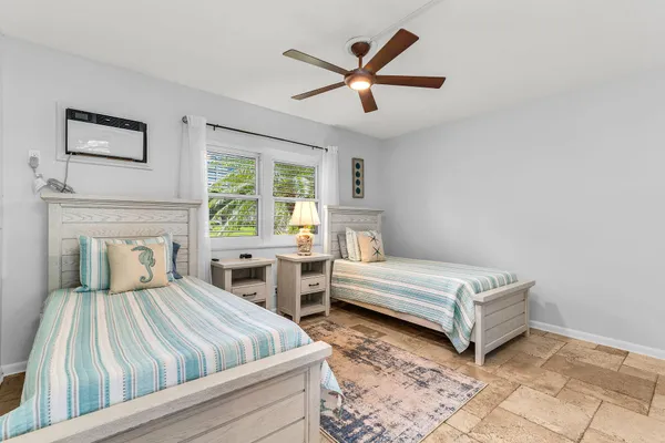 $219,000 | 130 North Collier Boulevard, Unit G2, Marco Island, FL 34145