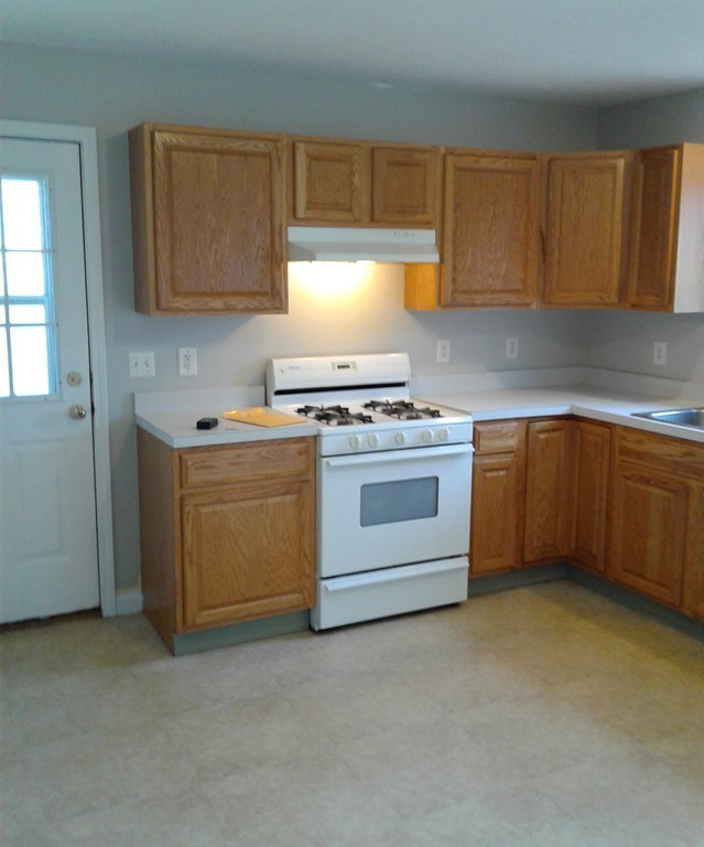 9 Babb Road Southwick, MA 01077 - Photo 9 of 19