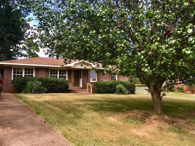 1402 Ridge Road Opelika, AL 36801 - Photo 1 of 7 Gallery Image 1