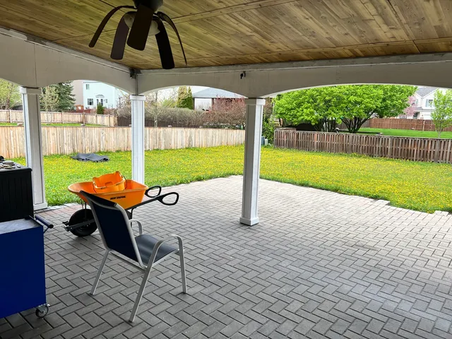 $405,000 | 2417 Fleetwood Drive, Joliet, IL 60432