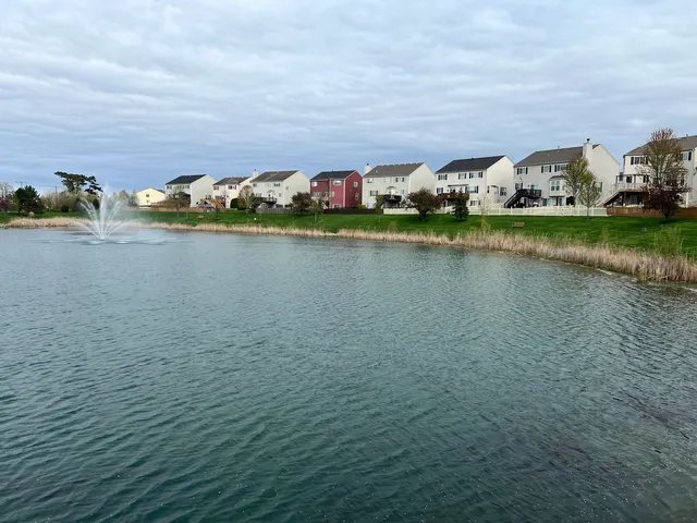 $414,000 | 2417 Fleetwood Drive, Joliet, IL 60432