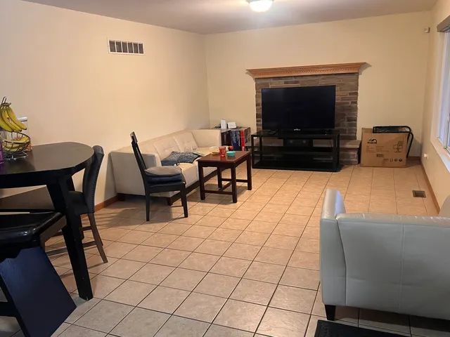 $405,000 | 2417 Fleetwood Drive, Joliet, IL 60432