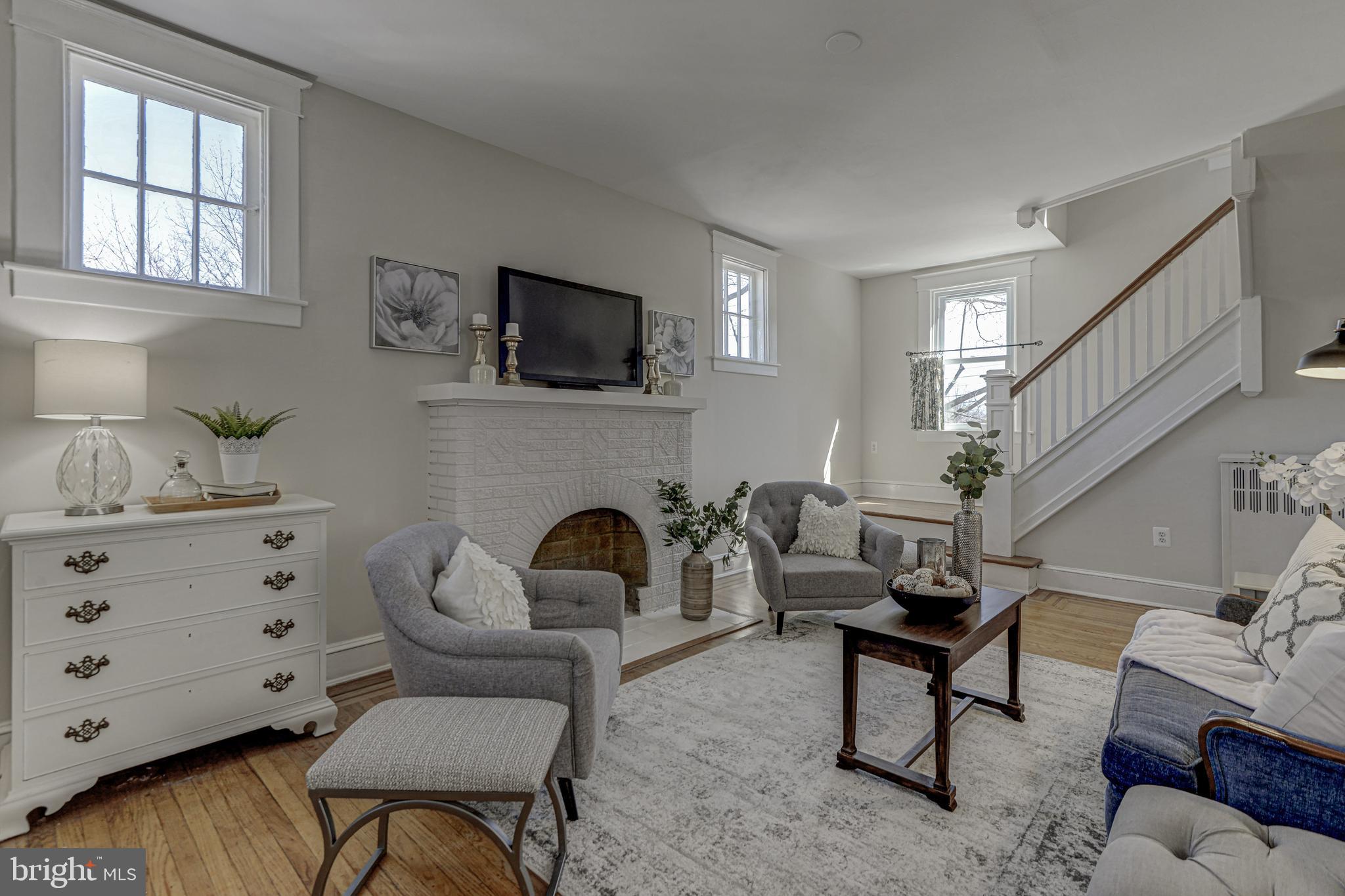 5305 Wendley Road Baltimore, MD 21229 - Photo 2 of 19