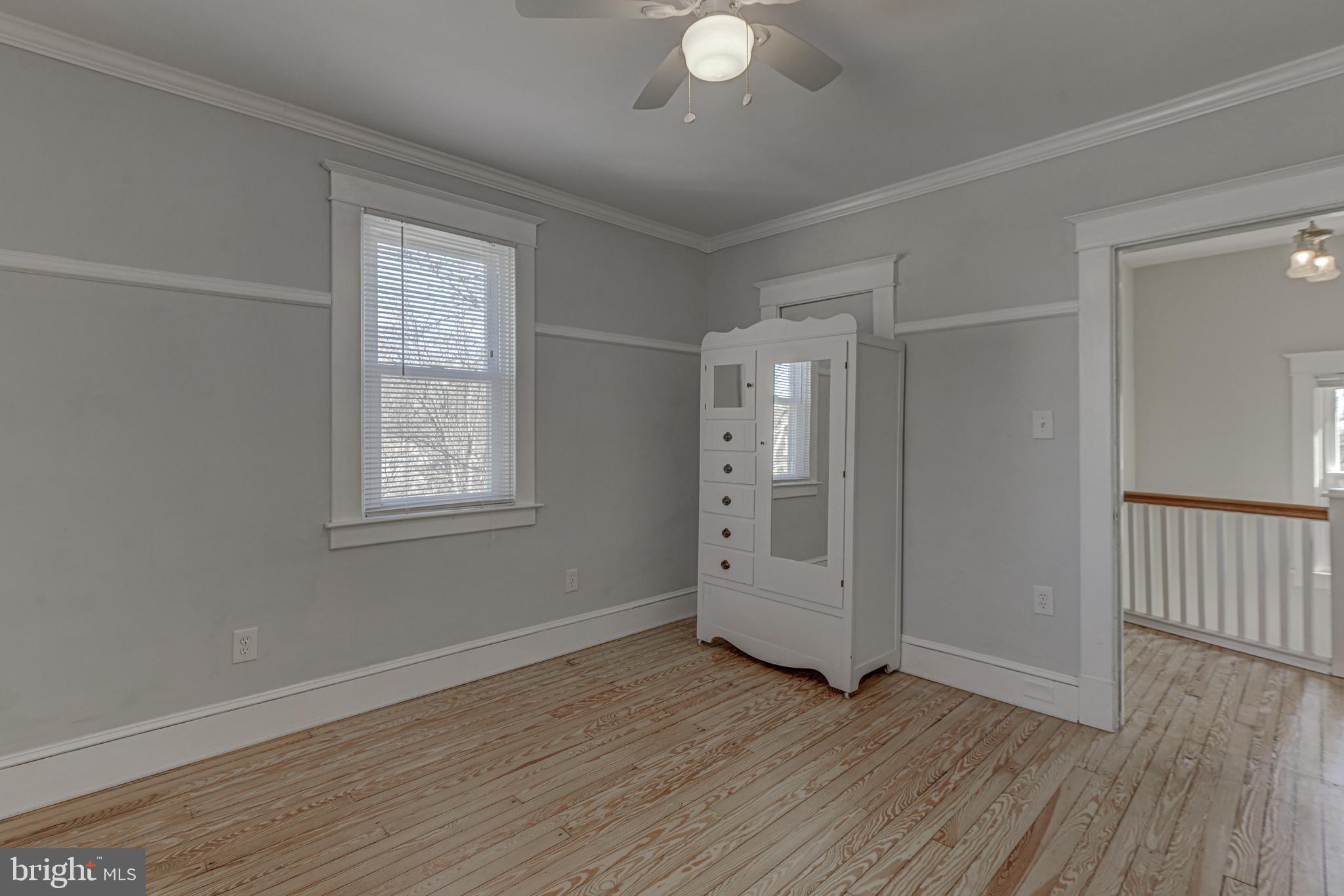 5305 Wendley Road Baltimore, MD 21229 - Photo 15 of 19