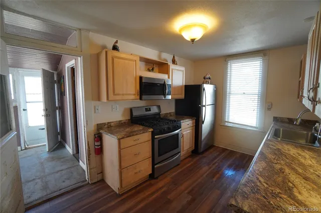 $179,900 | 216 Indiana Avenue, Walsenburg, CO 81089