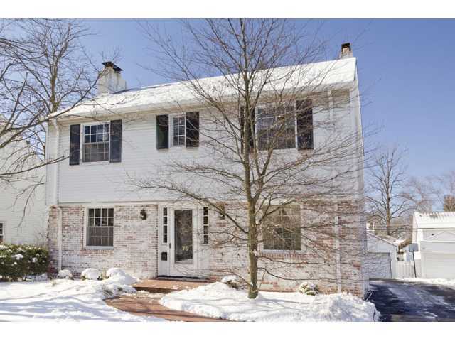 79 North Stanwood Road Bexley, OH 43209 - Photo 2 of 24