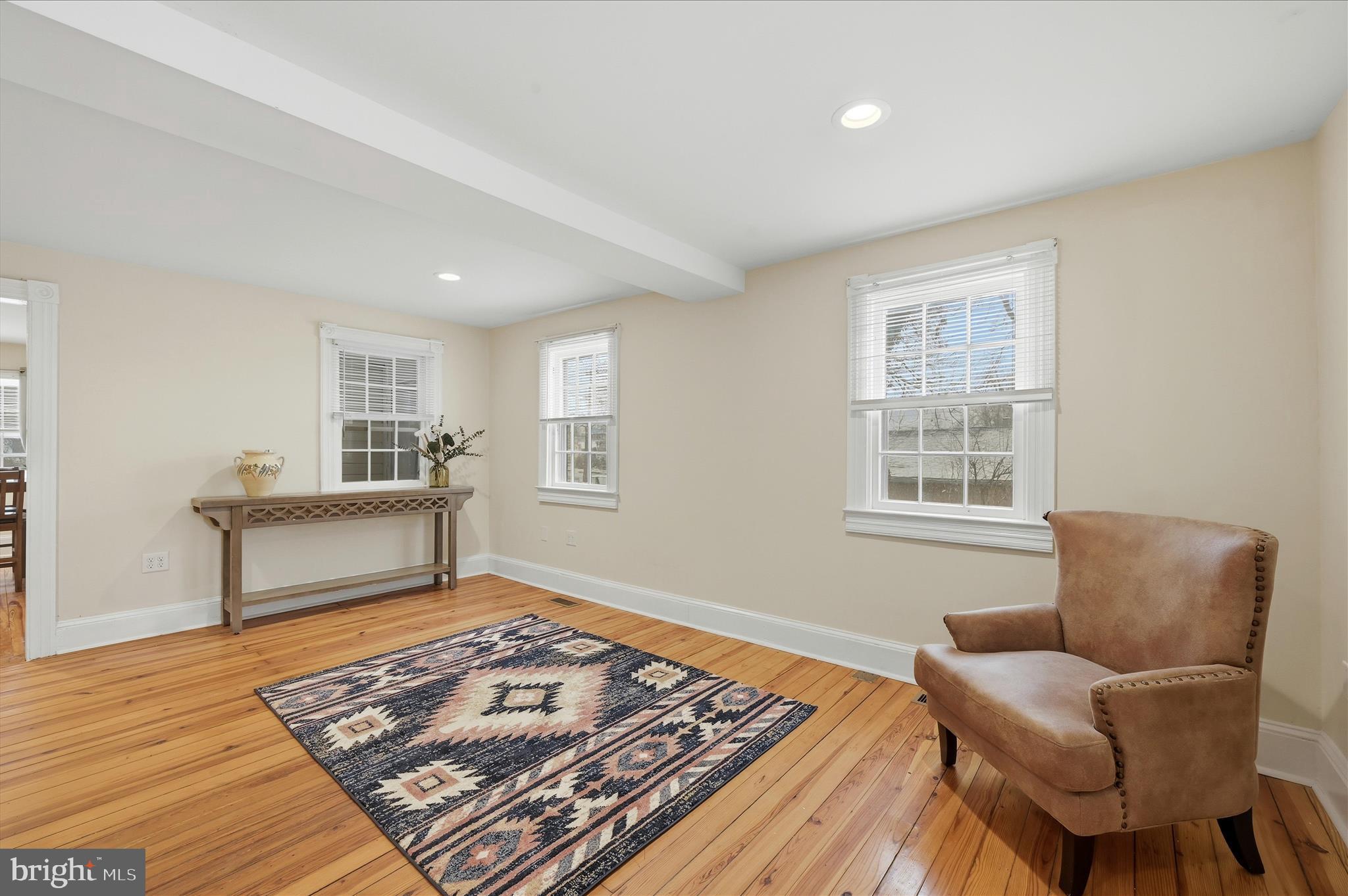 2 West Main Street Boyce, VA 22620 - Photo 15 of 65 Living Room