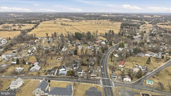 $386,900 | 2 West Main Street, Boyce, VA 22620