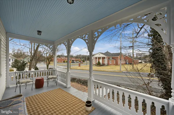 $386,900 | 2 West Main Street, Boyce, VA 22620
