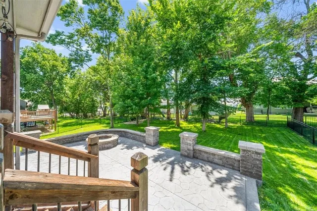 $675,000 | 9154 Shady Bend Road, Lenexa, KS 66227