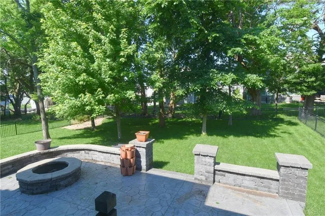 $675,000 | 9154 Shady Bend Road, Lenexa, KS 66227