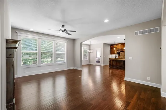 $675,000 | 9154 Shady Bend Road, Lenexa, KS 66227