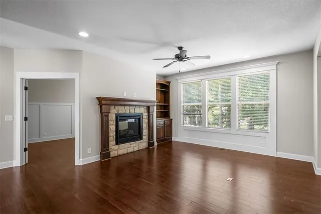 $675,000 | 9154 Shady Bend Road, Lenexa, KS 66227