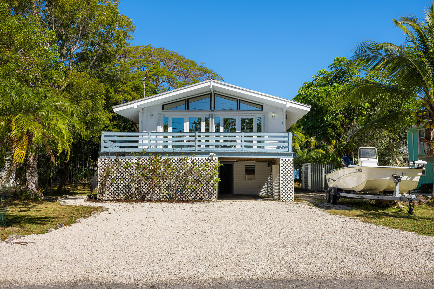 29961 Pine Channel Road Big Pine Key, FL 33043 - Photo 2 of 32 29961 Pine Channel Rd_1oakstudios_01
