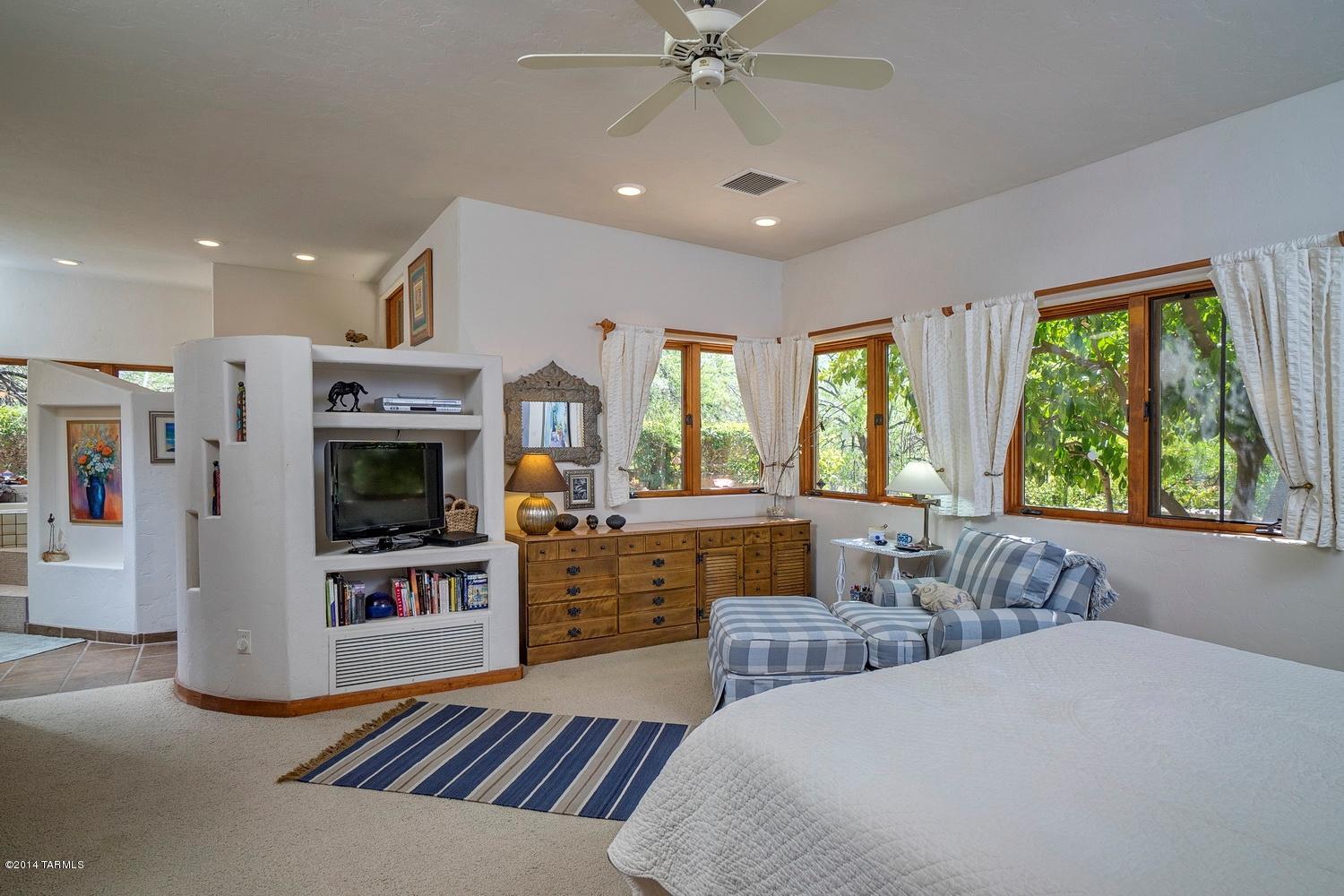 13790 East Redington Road Tucson, AZ 85749 - Photo 5 of 42
