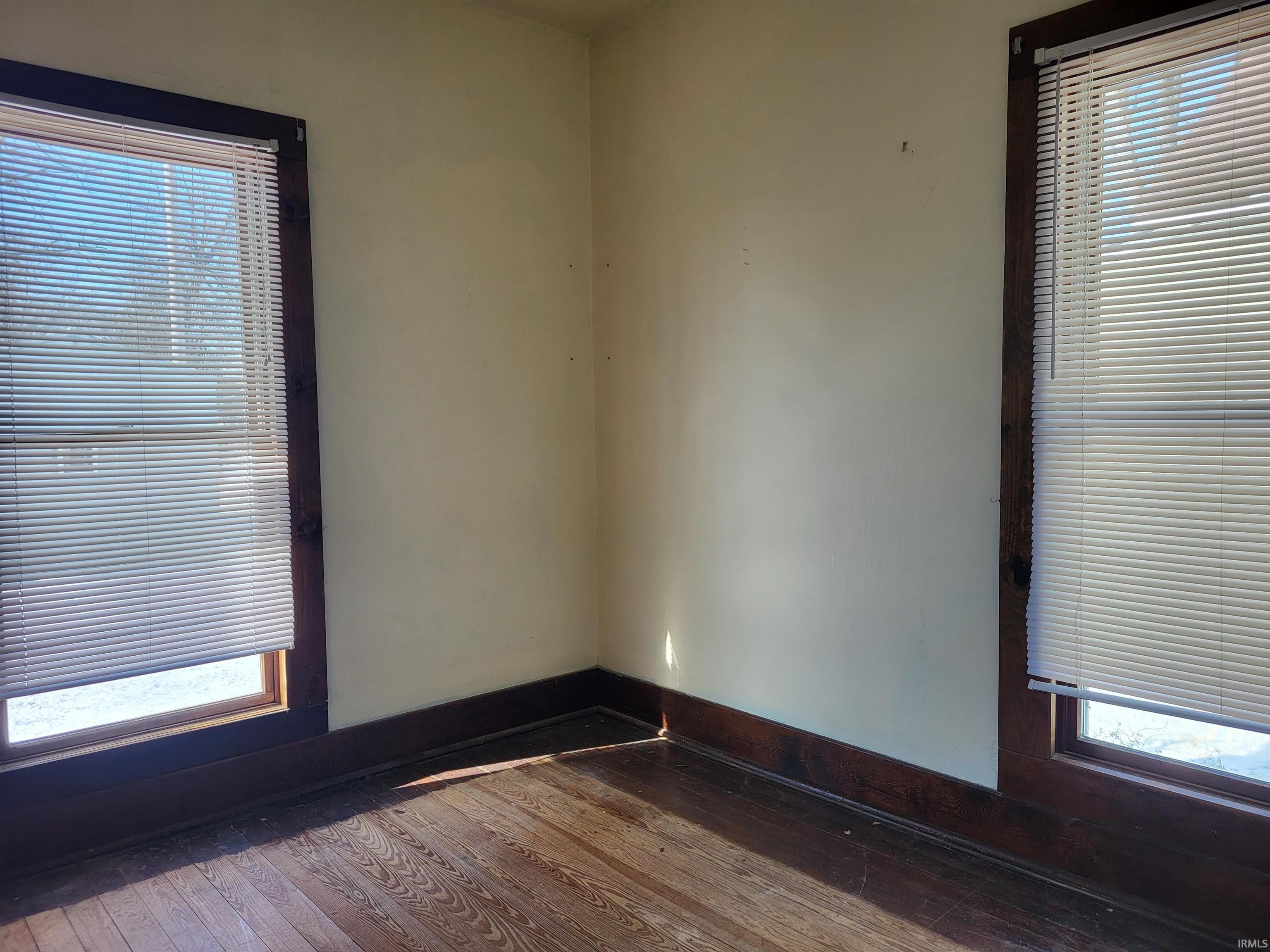 625 R Street Bedford, IN 47421 - Photo 8 of 12 Gallery Image 8