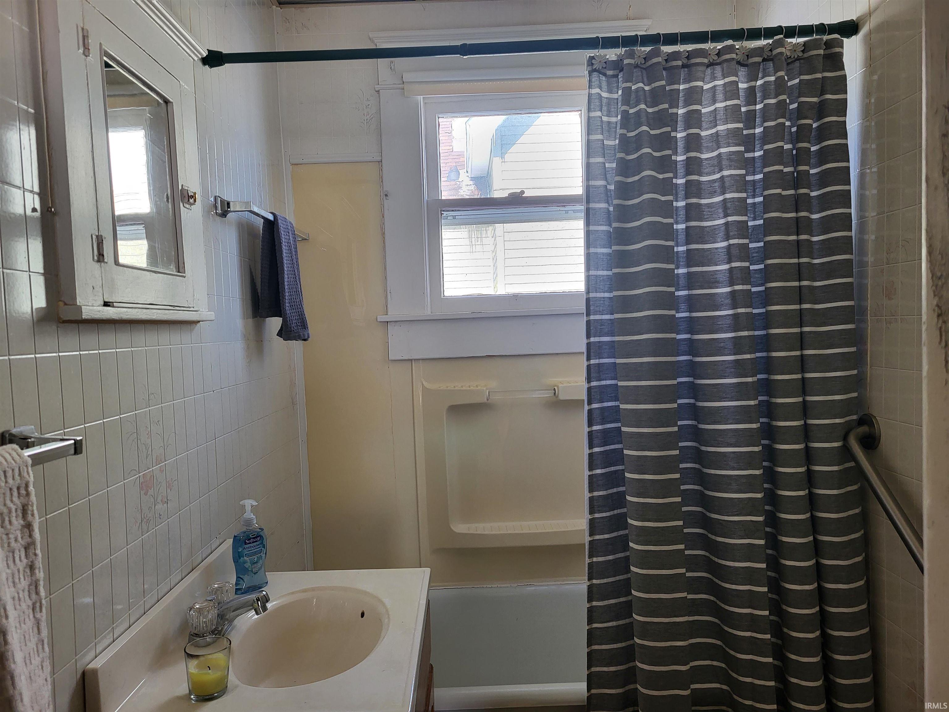 625 R Street Bedford, IN 47421 - Photo 9 of 12 Gallery Image 9