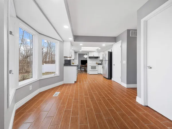 $299,900 | 6229 Bellingham Lane, Fort Wayne, IN 46835