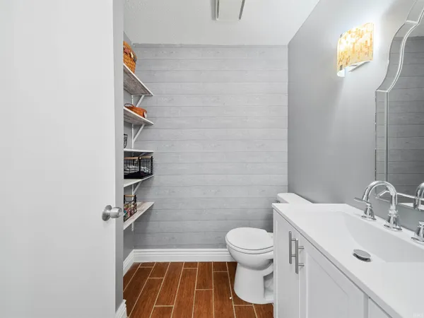 $299,900 | 6229 Bellingham Lane, Fort Wayne, IN 46835