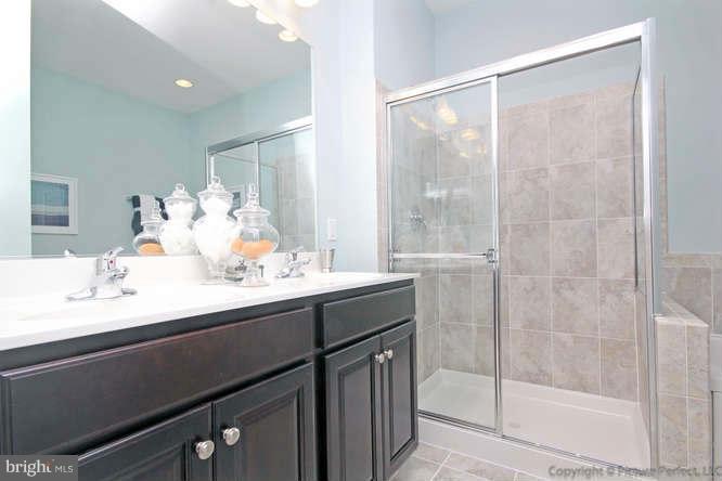 114 Mill Pond Road Frederick, MD 21701 - Photo 18 of 27 Bath (Master)