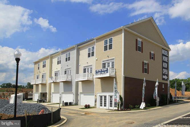 114 Mill Pond Road Frederick, MD 21701 - Photo 25 of 27 Exterior (Rear)