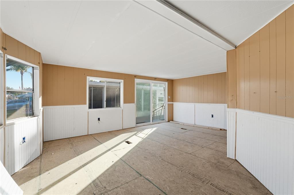 4403 Tucker Square New Port Richey, FL 34652 - Photo 3 of 20 a view of an empty room with window