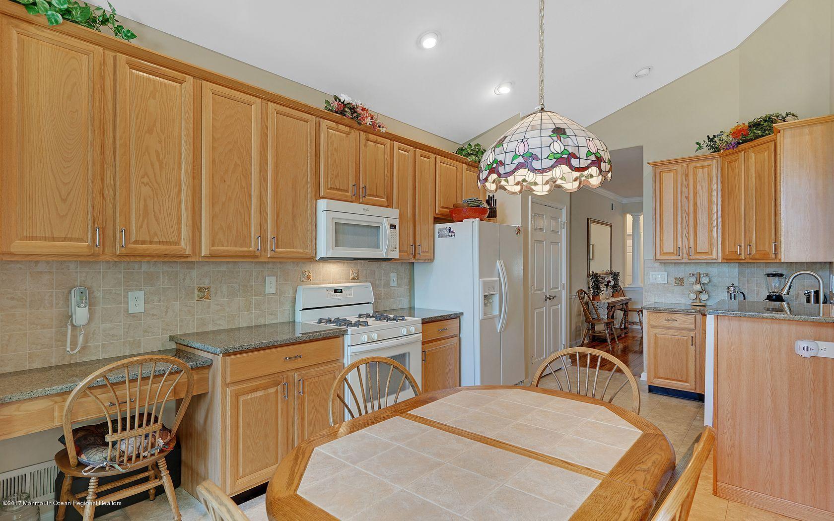 73 Drayton Road Manchester Township, NJ 08759 - Photo 18 of 34 Kitchen