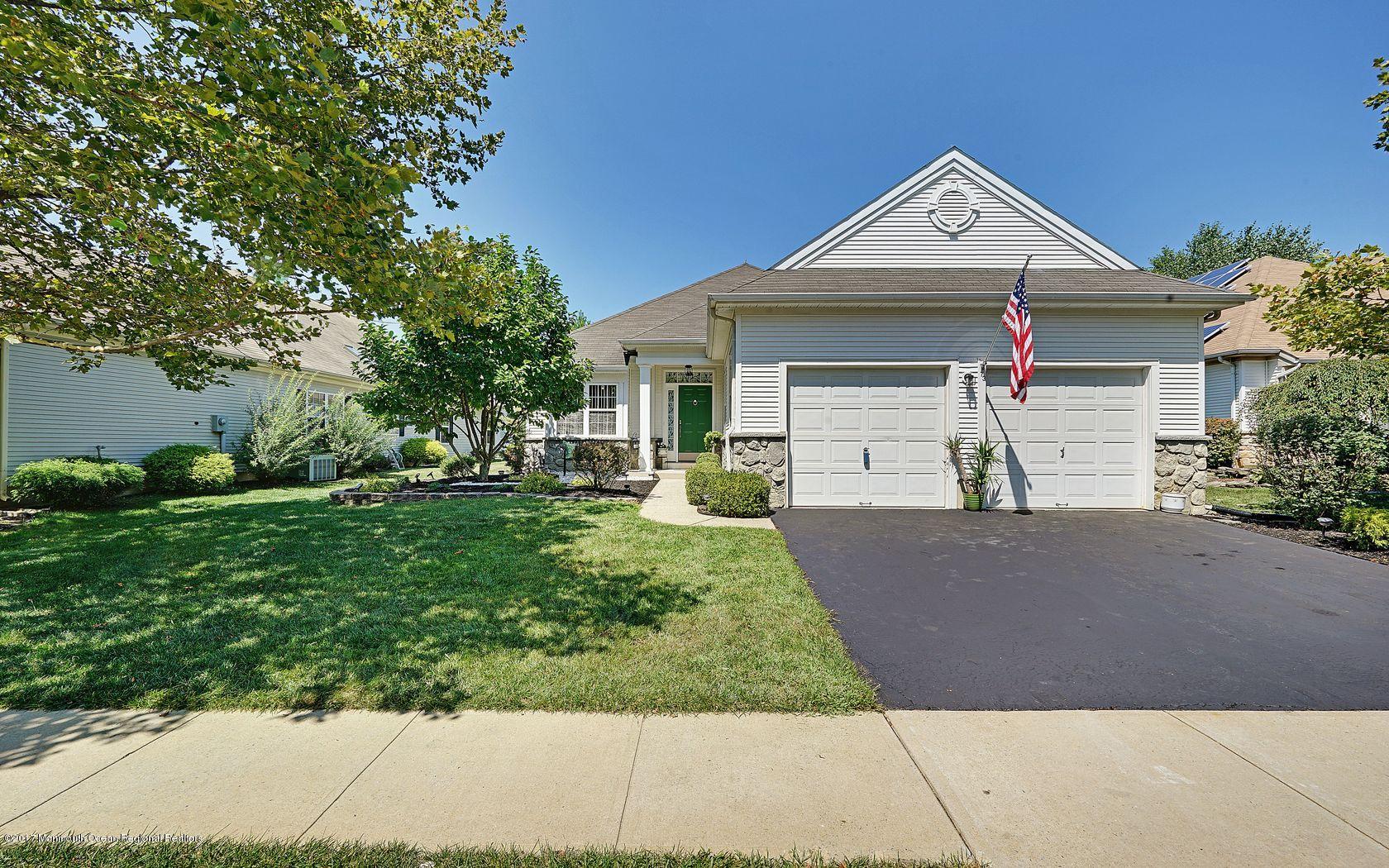 73 Drayton Road Manchester Township, NJ 08759 - Photo 2 of 34 Front View