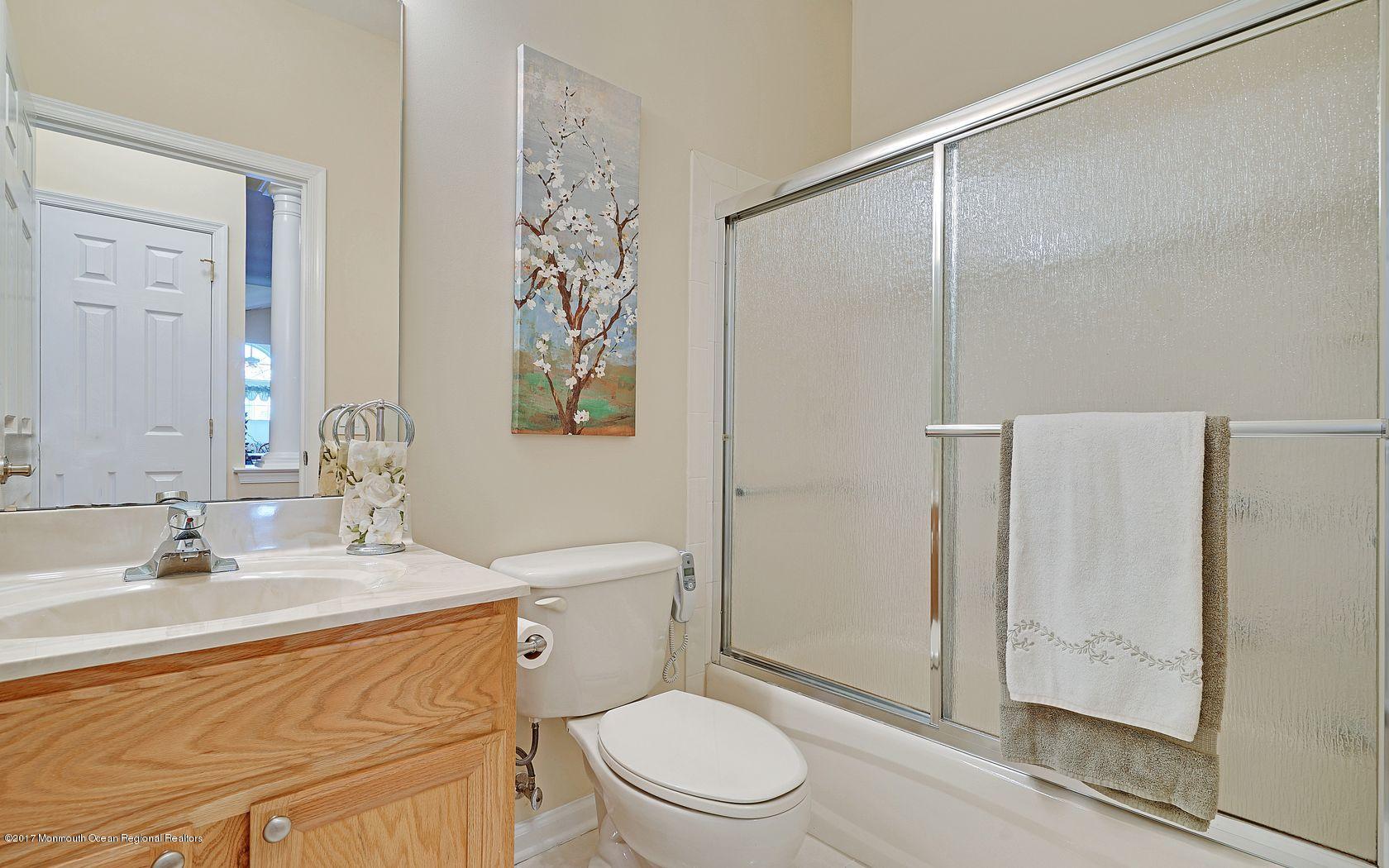 73 Drayton Road Manchester Township, NJ 08759 - Photo 27 of 34 Bedroom 1 Bath