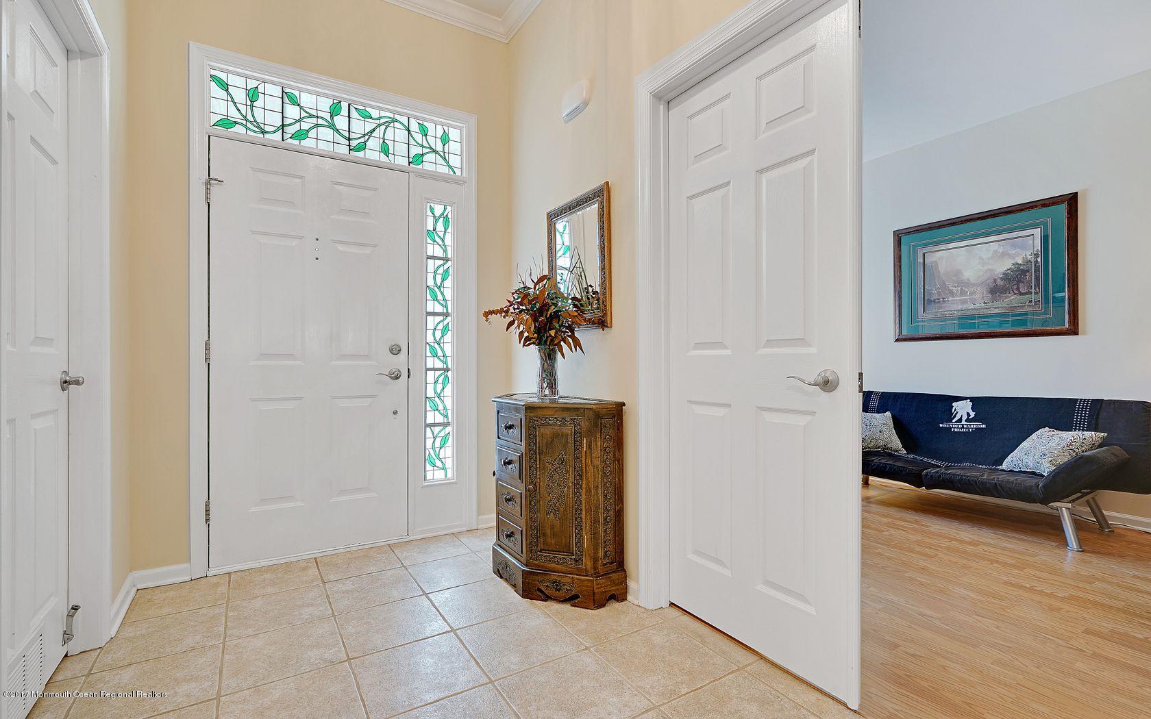 73 Drayton Road Manchester Township, NJ 08759 - Photo 6 of 34 Foyer