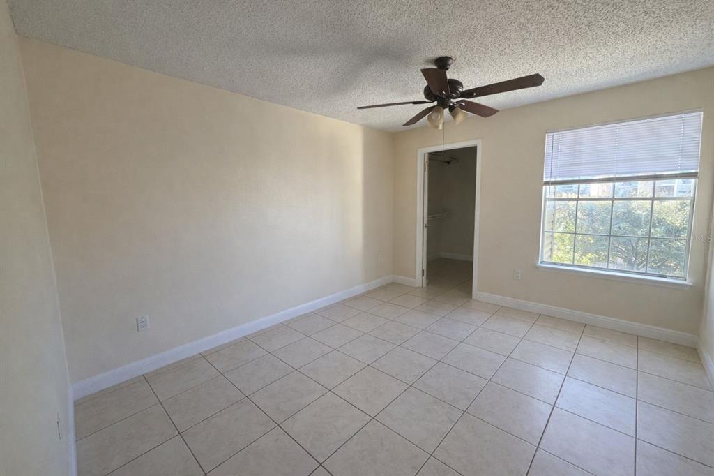1908 Lake Atriums Circle, Unit 15 Orlando, FL 32839 - Photo 4 of 6