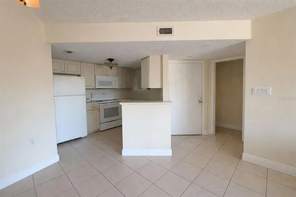 $1,150 | 1908 Lake Atriums Circle, Unit 15, Orlando, FL 32839