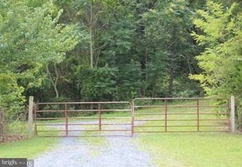 12 Cattle Crossing Road Front Royal, VA 22630 - Photo 2 of 23